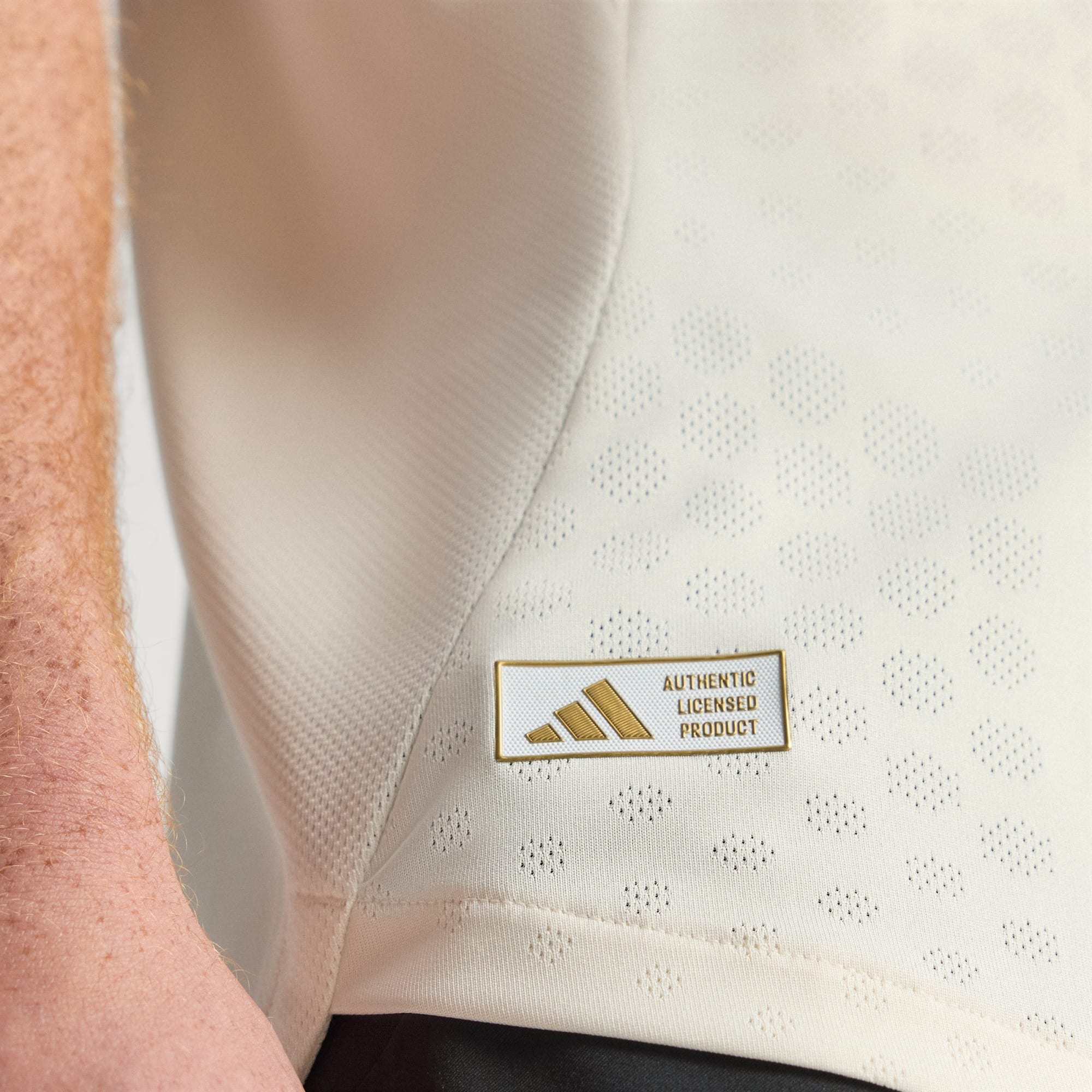 adidas Men's Liverpool Authentic Away Jersey w/ Champions League Patches 25/26 (Wonder White)