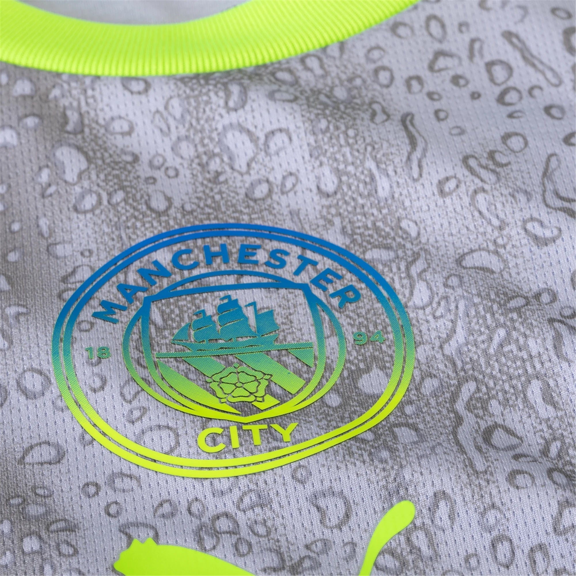 Puma Men's Manchester City Akanji Third Jersey w/ EPL + No Room For Racism Patches 25/26 (Cool Weather/Pro Green)