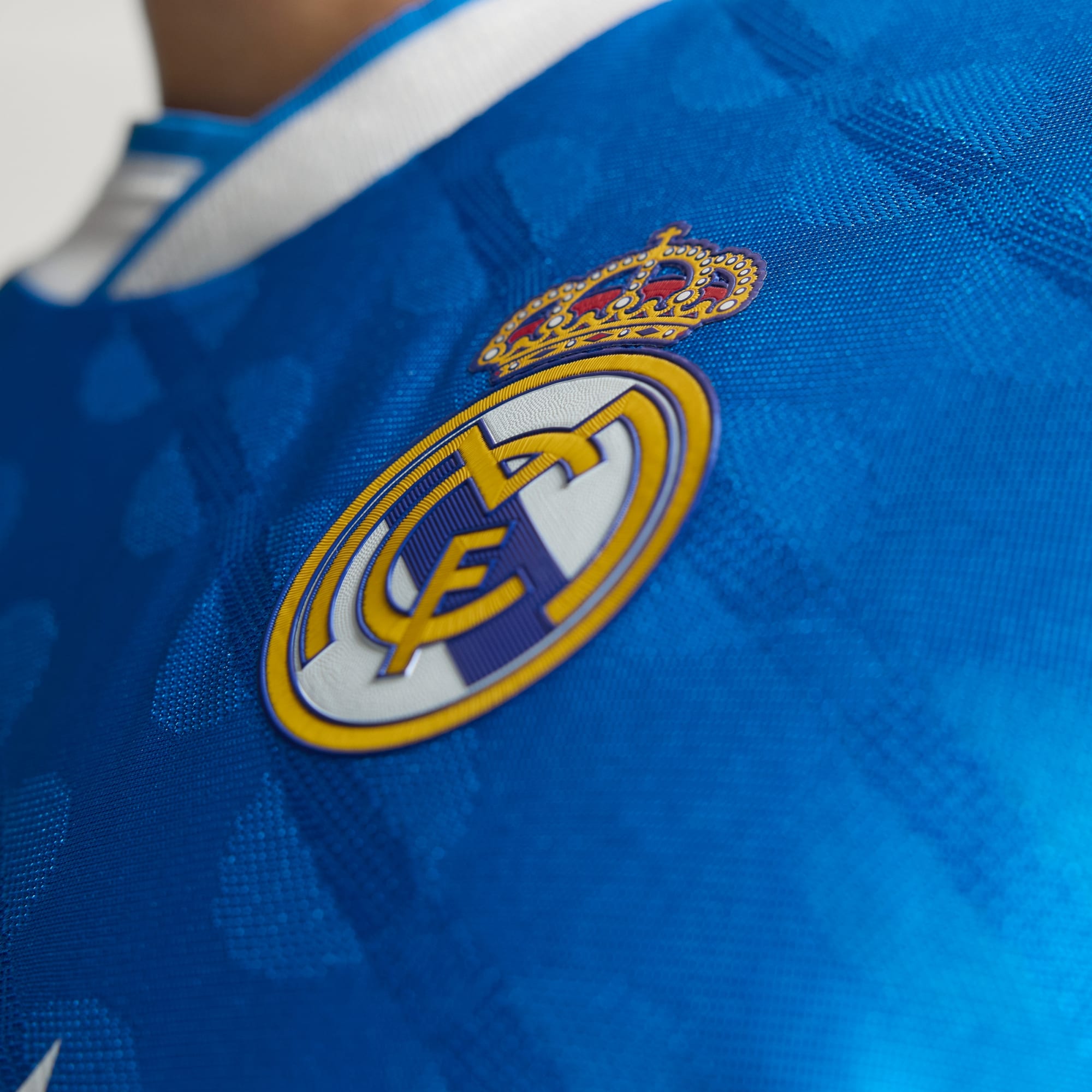 adidas Men's Vini Jr Real Madrid 25/26 Authentic Third Jersey w/ Champions League Patches (Blue)